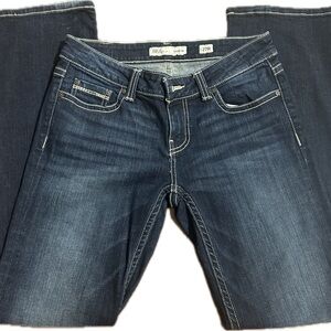 BKE Women's Dark Blue Boot Cut Jeans
Sabrina style 27X31.5